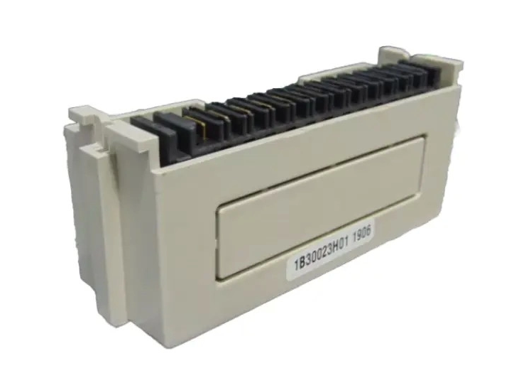 8 Channel Westinghouse 1B30023H01 I/O Terminator Assembly Module 24 VDC